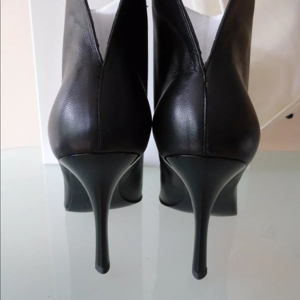 NIB Auth. CELINE leather BOOTS/BOOTIES w/dust bag  size 8.5/39.5 IT - Picture 5 of 9